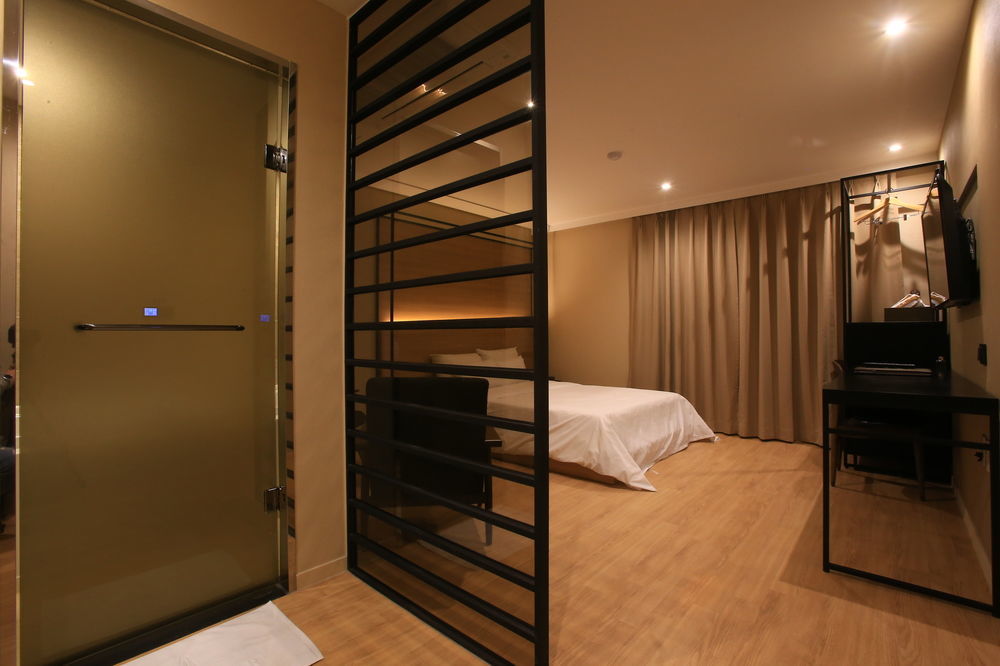 Yeoksam Hotel Star Premier Seoul Bagian luar foto