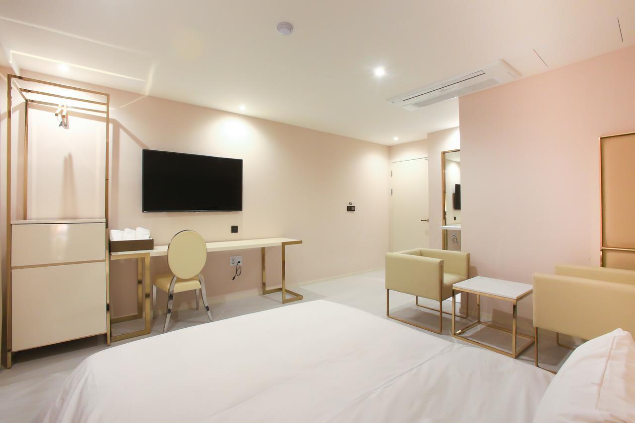 Yeoksam Hotel Star Premier Seoul Bagian luar foto