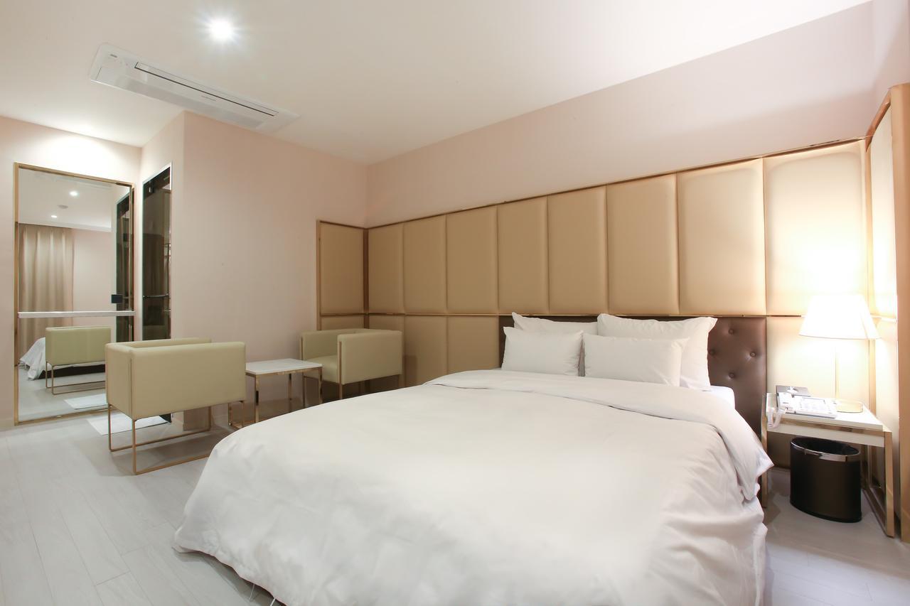 Yeoksam Hotel Star Premier Seoul Bagian luar foto
