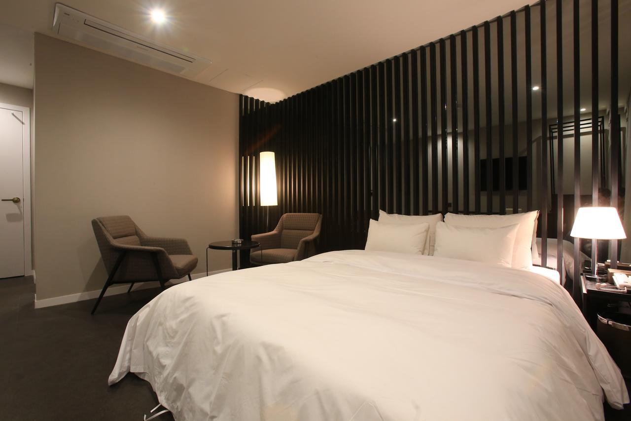 Yeoksam Hotel Star Premier Seoul Bagian luar foto