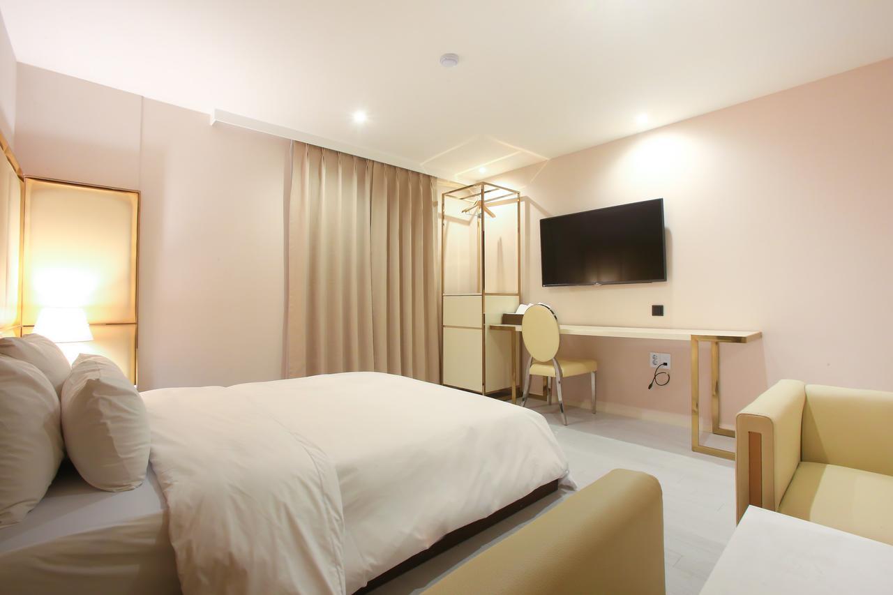 Yeoksam Hotel Star Premier Seoul Bagian luar foto