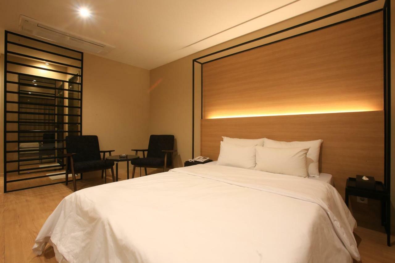 Yeoksam Hotel Star Premier Seoul Bagian luar foto